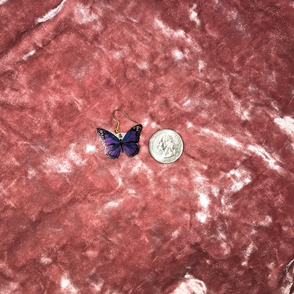 Handmade Earrings🦋 - Picture 3 of 3